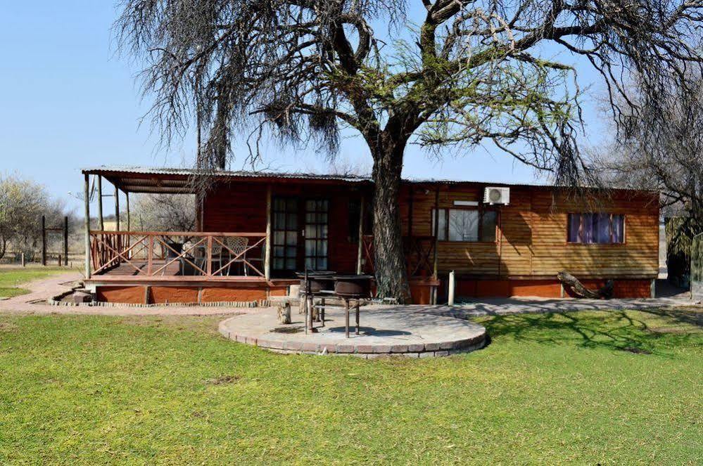 Harnas Wildlife Foundation Gobabis Екстериор снимка